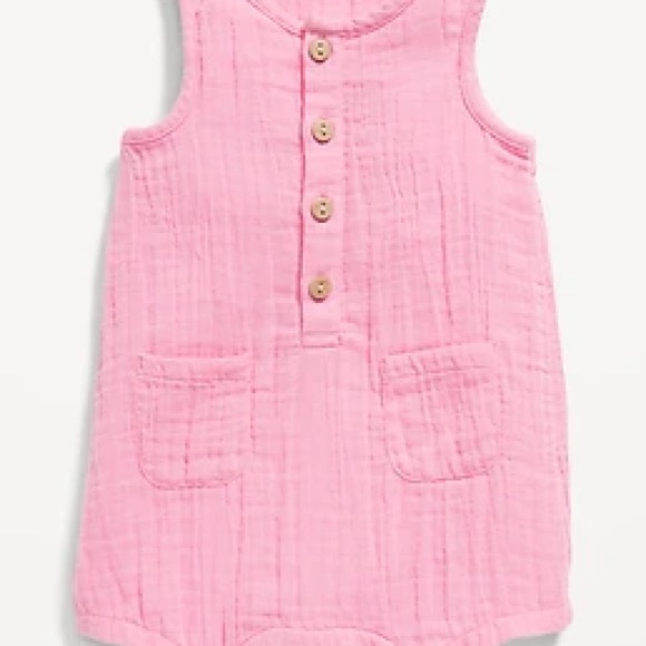 Sleeveless Henley one piece romper bundle lot size 6-12 months - Picture 2 of 9